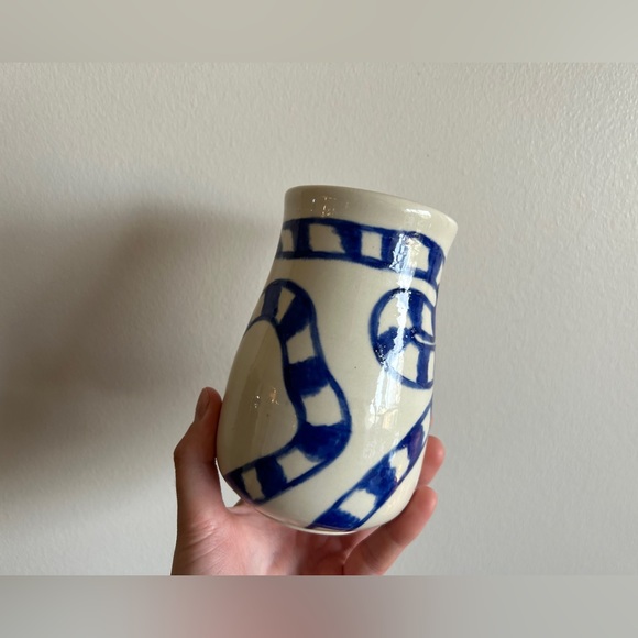 Handmade Ceramic Snake Vase - Picture 4 of 4